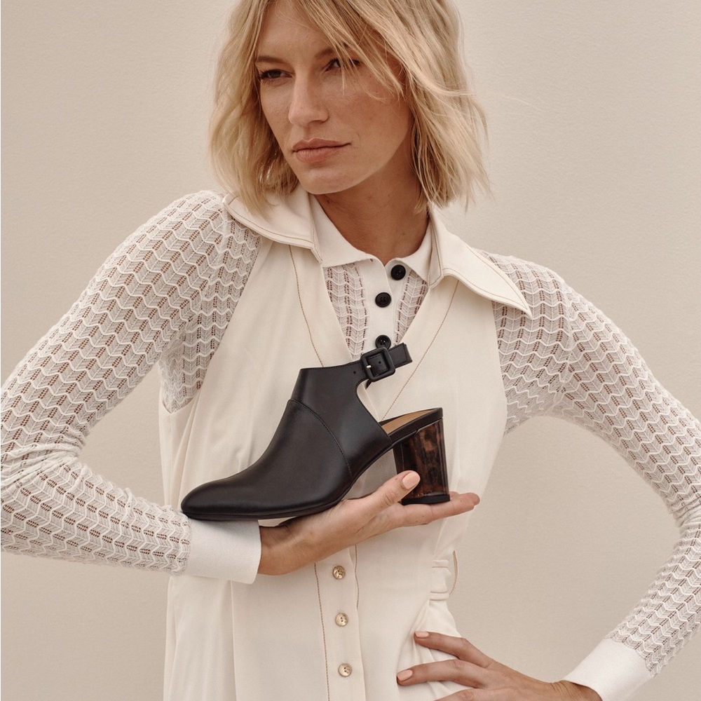 Vionic Roseville Black Leather Leopard Slingback Block Heel Pointed Toe